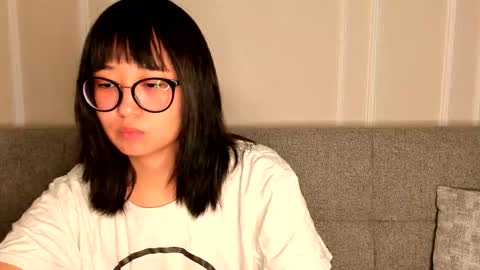 julia online show from December 22, 2025, 1:24 am