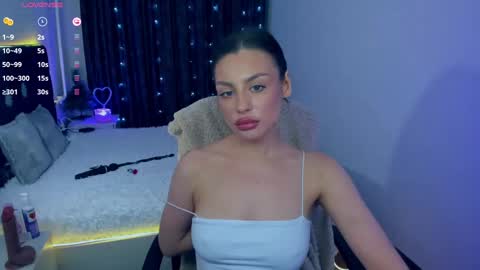 julia online show from January 7, 2025, 11:26 am