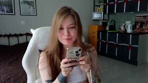 Snapshot of julidropp chatting on July 12, 2026, 11:23 am julidropp online show from July 12, 2026, 11:23 am