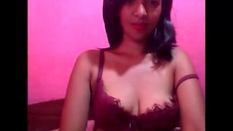 julie0612 online show from February 2, 2025, 6:48 am