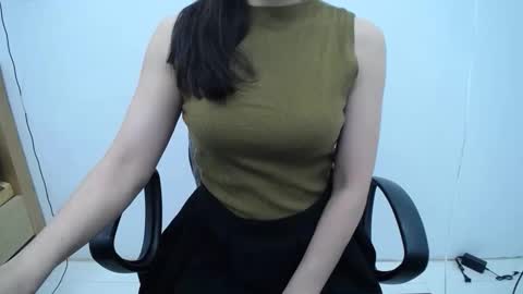 julie9x online show from April 27, 2026, 8:29 pm