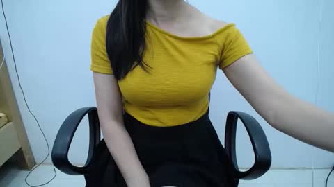 julie9x online show from May 3, 2026, 9:10 pm