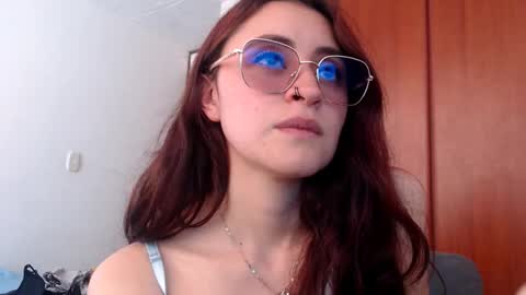 Snapshot of julie_autmn_ chatting on October 24, 2025, 5:31 pm yules online show from October 24, 2025, 5:31 pm