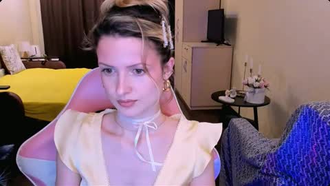 Julie online show from March 3, 2026, 2:45 pm