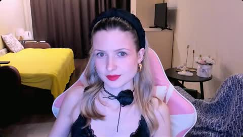 Julie online show from March 4, 2026, 3:29 pm