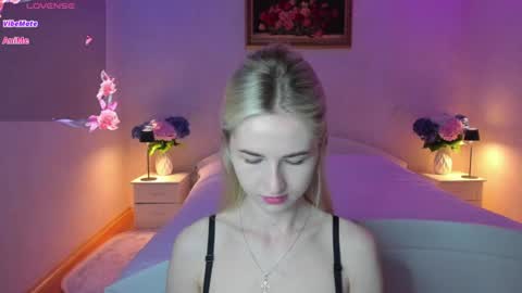 Snapshot of julieblazex chatting on June 15, 2026, 8:55 pm julieblazex online show from June 15, 2026, 8:55 pm