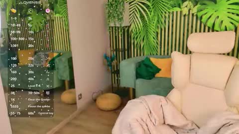 juliehill online show from March 19, 2026, 7:23 am