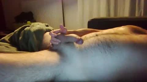 julien3327 online show from February 22, 2025, 10:20 pm