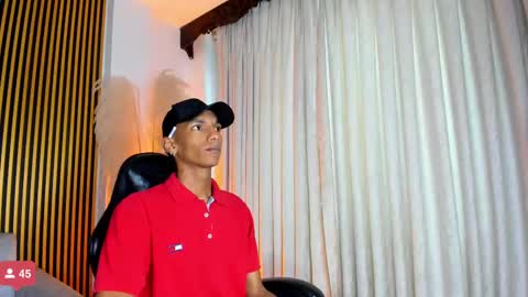 Julien online show from November 10, 2025, 12:15 pm