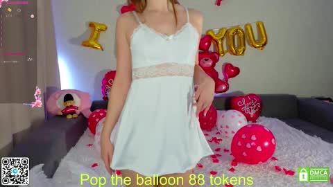 julieqt online show from February 14, 2026, 6:32 am