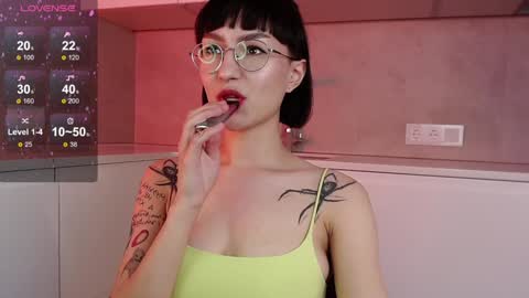 Snapshot of julierayls chatting on December 2, 2024, 7:36 am see u on Tuesday December 3 in 0200 UTC time turn on notifications so you dont miss me online show from December 2, 2024, 7:36 am