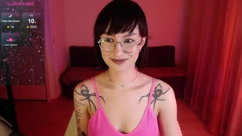 Snapshot of julierayls chatting on January 14, 2025, 5:23 pm see u on Tuesday December 3 in 0200 UTC time turn on notifications so you dont miss me online show from January 14, 2025, 5:23 pm