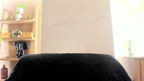 Juliet online show from June 9, 2026, 3:18 am