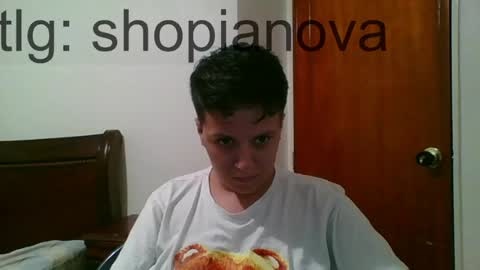 Snapshot of julieta969028 chatting on April 15, 2026, 11:27 pm Nati online show from April 15, 2026, 11:27 pm