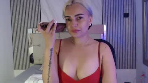julieta__fox_ online show from July 12, 2026, 3:14 pm
