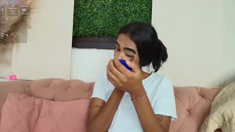 Juli online show from October 25, 2025, 7:19 pm