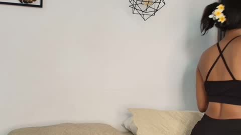 Juli online show from October 31, 2025, 7:59 pm