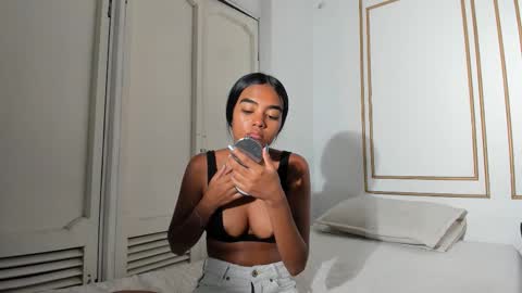 Juli online show from March 18, 2026, 7:06 pm