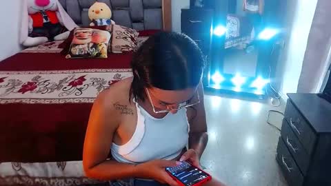 julieta art1 online show from March 11, 2025, 12:00 am