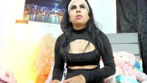 Julieta  online show from August 7, 2026, 10:50 am