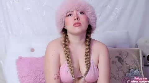 Juli  online show from June 21, 2026, 4:48 am