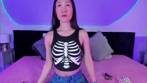 Snapshot of julieta_cortes__ chatting on September 11, 2025, 12:27 pm Julieta  online show from September 11, 2025, 12:27 pm