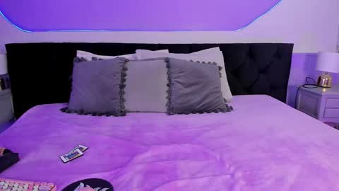 Snapshot of julieta_cortes__ chatting on September 20, 2025, 11:55 am Julieta  online show from September 20, 2025, 11:55 am