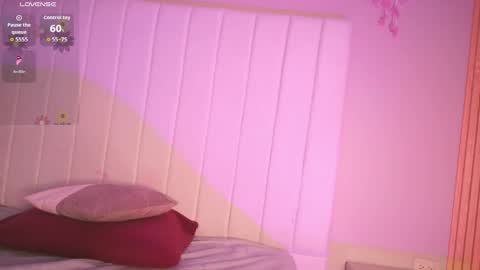 Julieta  IG juietaflower06 online show from March 3, 2026, 1:50 pm