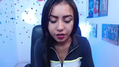 Snapshot of julieta_fn chatting on March 6, 2025, 12:52 pm julieta_fn online show from March 6, 2025, 12:52 pm