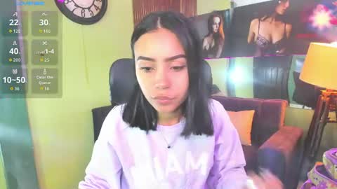 Snapshot of julieta_fn chatting on June 13, 2026, 2:26 pm julieta_fn online show from June 13, 2026, 2:26 pm