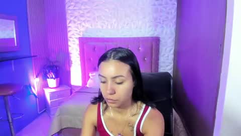 Snapshot of julieta_fn chatting on June 15, 2026, 1:24 pm julieta_fn online show from June 15, 2026, 1:24 pm
