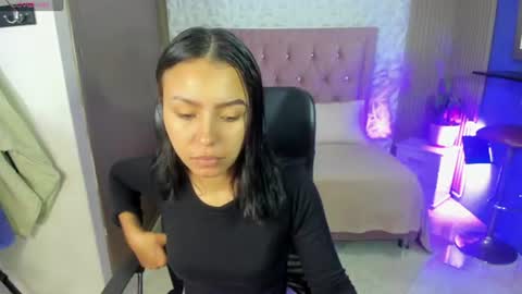 julieta_fn online show from August 1, 2026, 12:26 pm