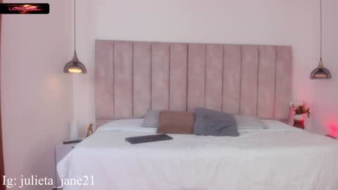 Snapshot of julieta_jane_ chatting on December 30, 2024, 3:14 am Julieta online show from December 30, 2024, 3:14 am