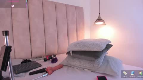 Snapshot of julieta_jane_ chatting on September 13, 2025, 3:39 am Julieta online show from September 13, 2025, 3:39 am