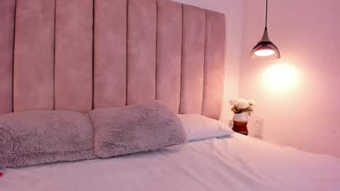 Snapshot of julieta_jane_ chatting on October 14, 2025, 3:40 am Julieta online show from October 14, 2025, 3:40 am