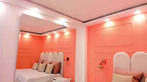 Snapshot of julieta_rose__ chatting on September 26, 2025, 10:25 pm     online show from September 26, 2025, 10:25 pm