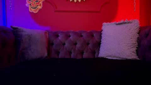 Snapshot of julieta_russell chatting on September 22, 2025, 12:07 pm Julieta online show from September 22, 2025, 12:07 pm