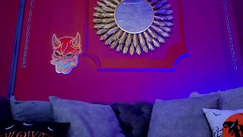 Snapshot of julieta_russell chatting on October 13, 2025, 11:43 am Julieta online show from October 13, 2025, 11:43 am