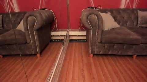 Snapshot of julieta_russell chatting on October 30, 2025, 11:11 am Julieta online show from October 30, 2025, 11:11 am