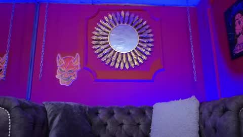  Julieta  online show from April 25, 2026, 1:41 pm