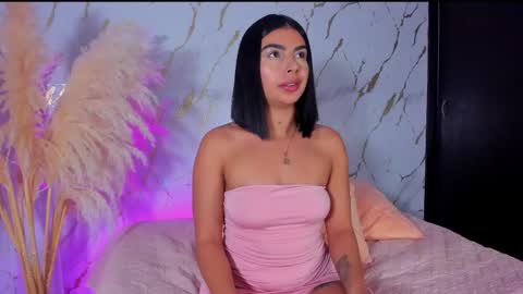 Snapshot of julietagames69 chatting on February 9, 2026, 12:36 am Julieth Gomez online show from February 9, 2026, 12:36 am