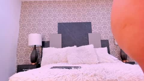 andara velez online show from January 11, 2025, 6:01 pm
