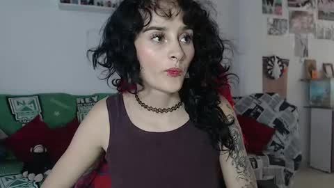 Julieta Jaguar online show from December 10, 2024, 3:55 pm