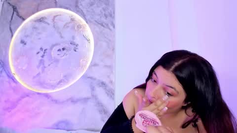 julietakane online show from March 11, 2026, 4:18 am