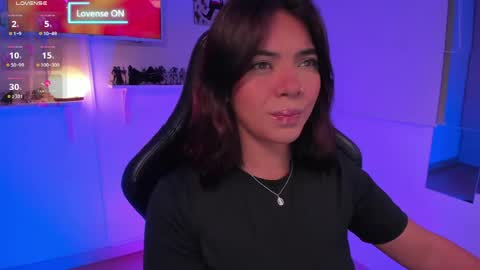 Snapshot of julietariverss chatting on April 19, 2026, 10:47 am Julieta online show from April 19, 2026, 10:47 am