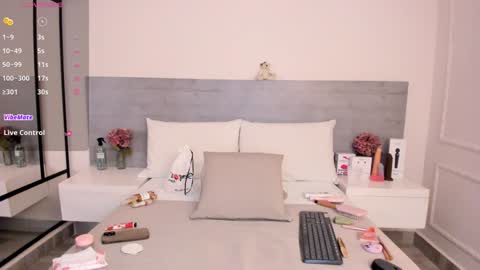 Juliana online show from December 26, 2024, 11:03 pm