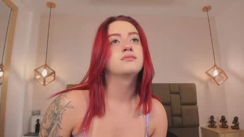 Snapshot of julieth_rojas chatting on March 18, 2026, 4:04 am julieth_rojas online show from March 18, 2026, 4:04 am