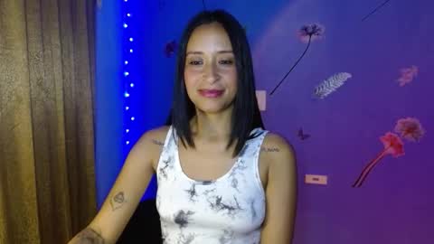 Snapshot of julieth_smith_xoxo chatting on November 14, 2025, 4:44 am Michelle Smith online show from November 14, 2025, 4:44 am