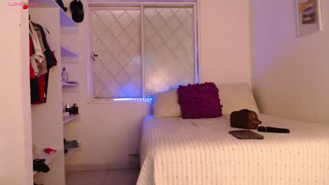 Snapshot of julieth_spencer1 chatting on October 28, 2025, 12:09 pm Julieta online show from October 28, 2025, 12:09 pm