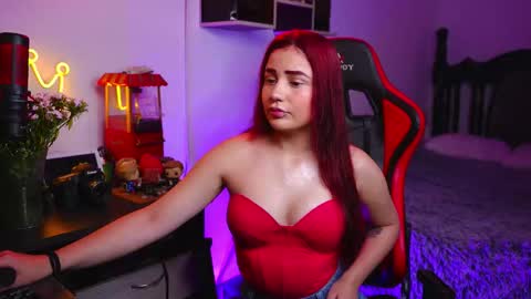  Julietha  online show from December 5, 2025, 6:04 pm